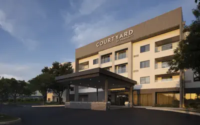 Courtyard by Marriott Austin South