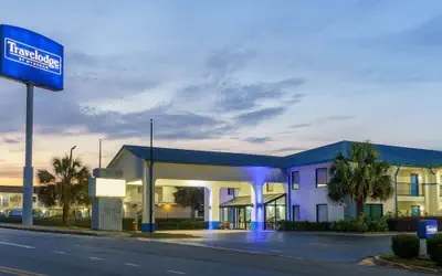 Travelodge by Wyndham Montgomery East