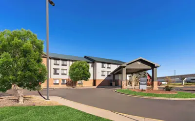 SYLO Hotel Denver Airport, a Ramada by Wyndham