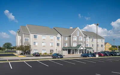 Country Inn & Suites by Radisson, Toledo, OH