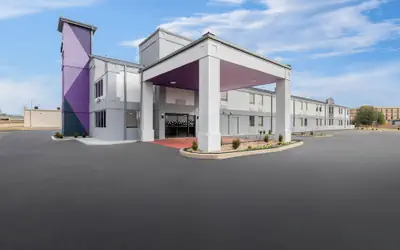 Spark by Hilton Muskogee