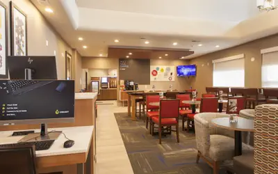 Holiday Inn Express & Suites Santa Fe by IHG