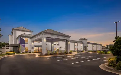 Spark by Hilton Spring Lake Fayetteville