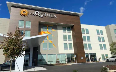 Hawthorn Extended Stay by Wyndham Jackson