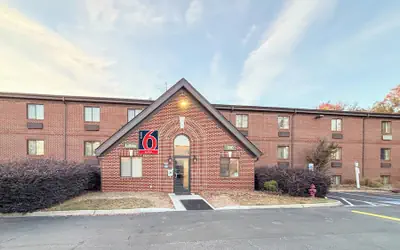 Studio 6 Suites Greenville, SC - Haywood Mall