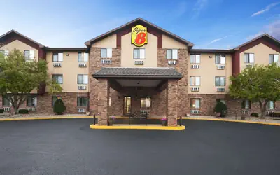 Super 8 by Wyndham Peoria