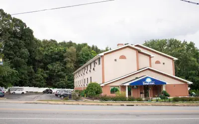 Days Inn by Wyndham Torrington