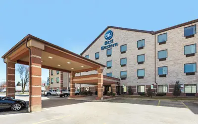 Best Western Inn & Suites - Midway Airport