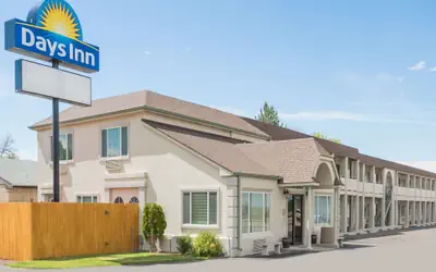 Days Inn by Wyndham Kimball