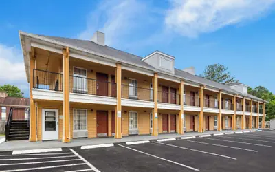 Quality Inn Decatur River City