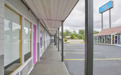 Motel 6 Tuscaloosa, AL – University