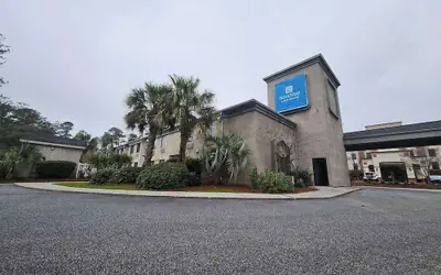 SureStay by Best Western Summerville Flowertown