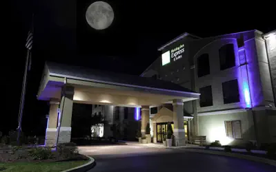 Holiday Inn Express Hotel & Suites Plymouth by IHG