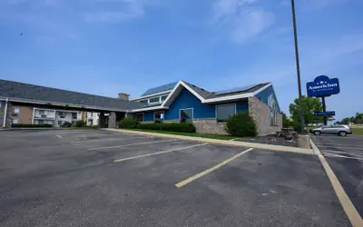 AmericInn by Wyndham Monroe