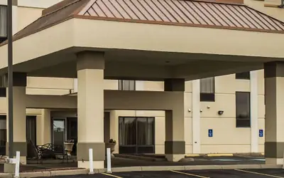Quality Inn Akron South
