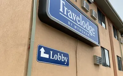 Travelodge by Wyndham La Porte/Michigan City Area