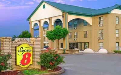 Super 8 by Wyndham Lakeland