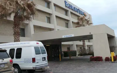 Baymont by Wyndham Arlington At Six Flags Dr