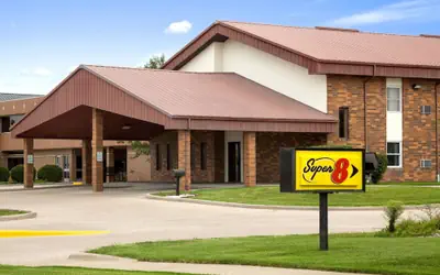 Super 8 by Wyndham Tuscola