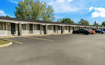 Rodeway Inn & Suites Saginaw I-675