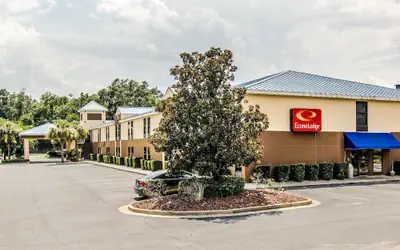 Econo Lodge Darien