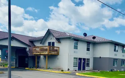 Motel 6 McGraw, NY - Cortland