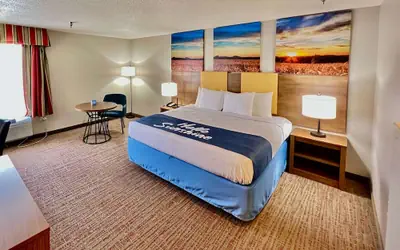 Days Inn by Wyndham Rayne/Crowley