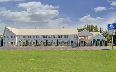 Americas Best Value Inn Tahquamenon Country