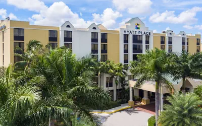 Hyatt Place Fort Lauderdale Cruise Port & Convention Center