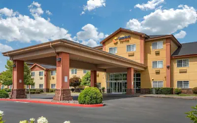 Comfort Suites Salem