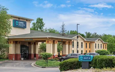 Clarion Inn & Suites Indianapolis Northwest
