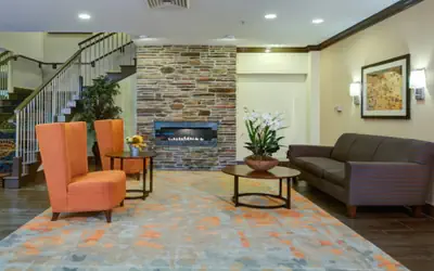 Holiday Inn Express & Suites Chicago-Deerfield/Lincolnshire by IHG