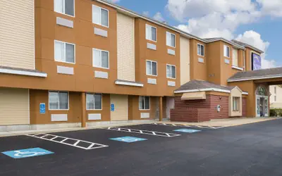 Sleep Inn & Suites Niantic North