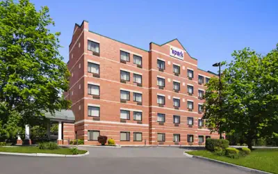 Spark by Hilton Woburn Boston