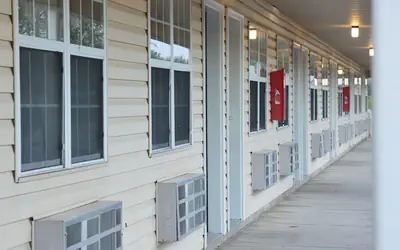 Super 8 by Wyndham Madison