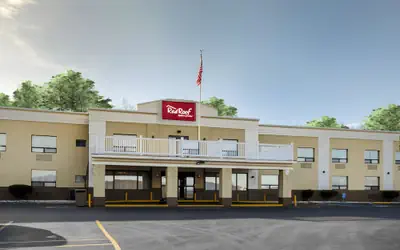 Red Roof Inn & Suites Newburgh – Stewart Airport/ West Point