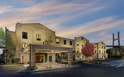 The Bluff Savannah Historic District, Tapestry by Hilton