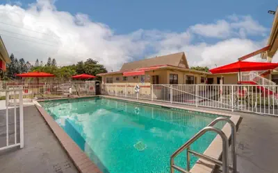 Fort Lauderdale Gardens Inn & Suites