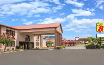 Super 8 by Wyndham Oxford