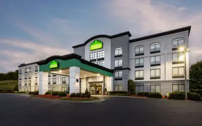 Wingate by Wyndham Charlotte Speedway/Concord