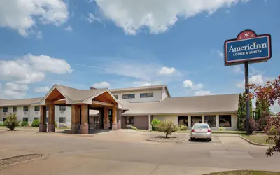 AmericInn by Wyndham Muscatine
