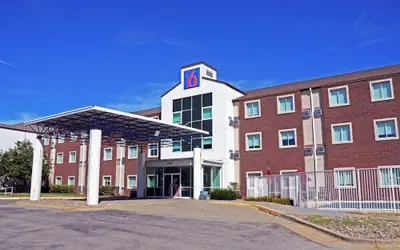 Motel 6 West Des Moines, IA