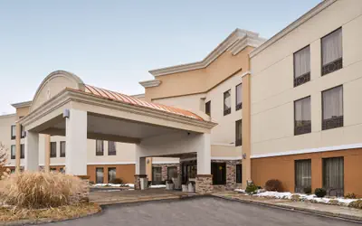 Holiday Inn Express Lewisburg/New Columbia by IHG