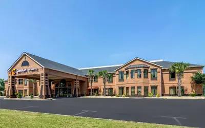 Comfort Inn & Suites Perry National Fairgrounds Area