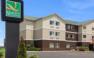 Quality Inn & Suites Ferdinand