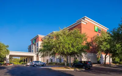Holiday Inn Express Hotel & Suites Tampa-Anderson Rd/Veteran by IHG