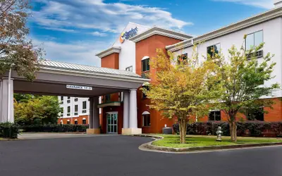 Comfort Inn & Suites Buford near Mall of Georgia