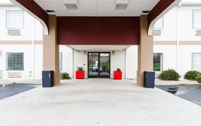 Red Roof Inn PLUS+ Danville, KY