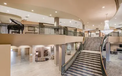 Holiday Inn Lafayette-City Centre by IHG