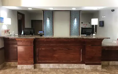 Holiday Inn Express Hotel & Suites Barstow-Outlet Center by IHG